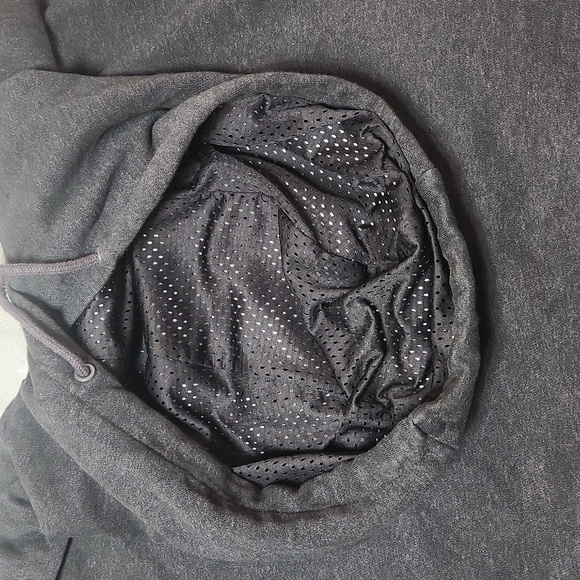 Puma Hooded Sweatshirt - Picture 6 of 6